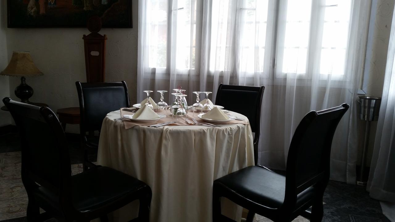 Relais De La Haute Ville Tana Antananarivo Exterior foto