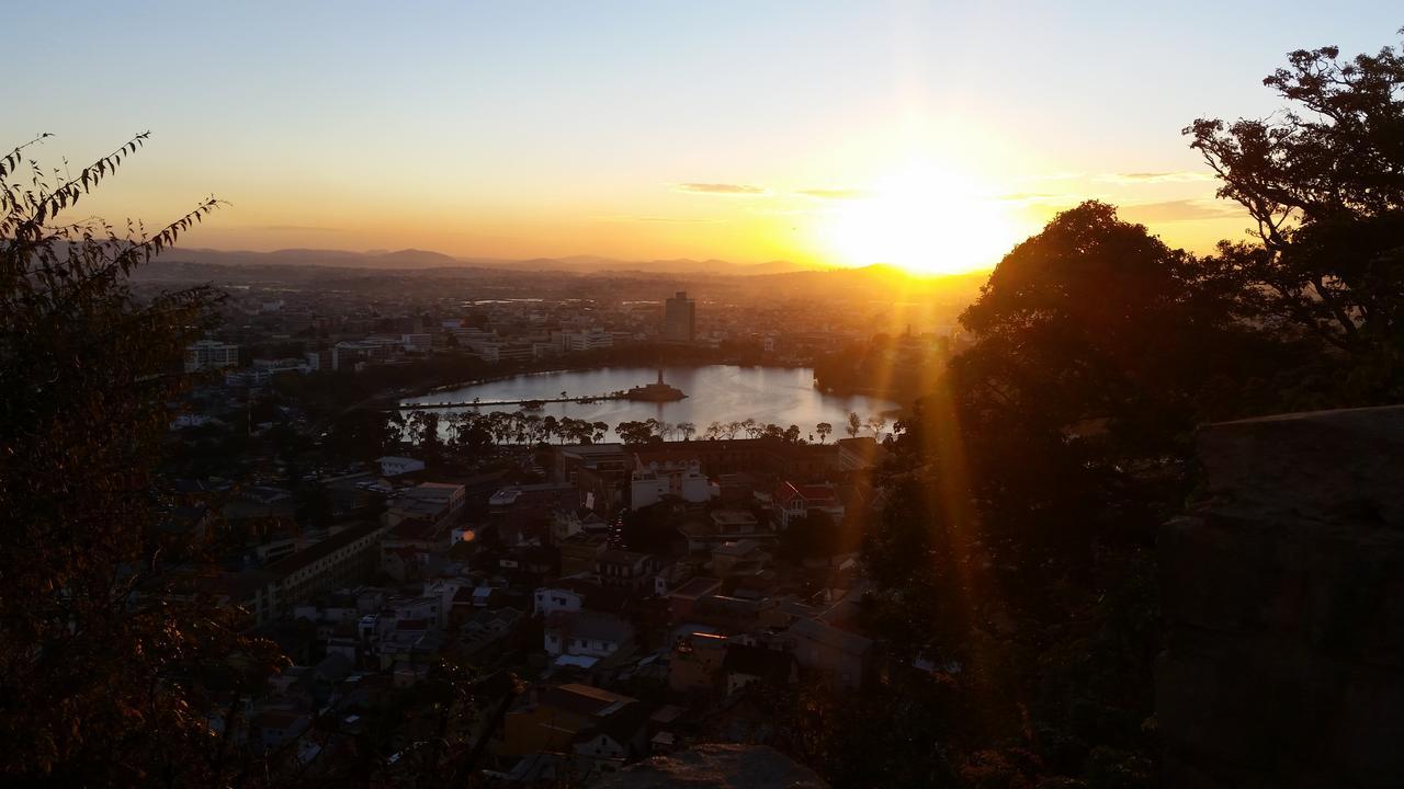 Relais De La Haute Ville Tana Antananarivo Exterior foto